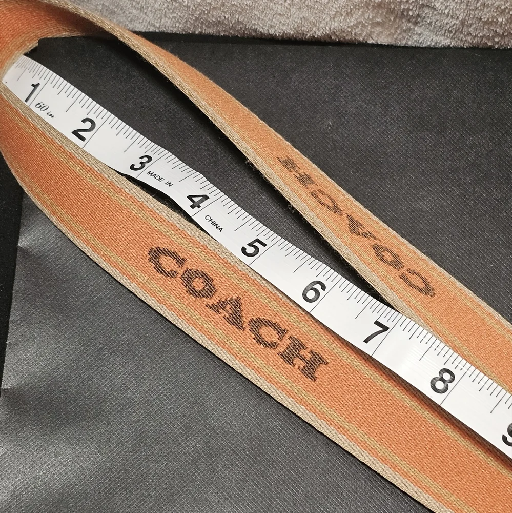 (UNISEX) COACH ID LANYARD IN SIGNATURE CANVAS (NWT) - Picture 10 of 14